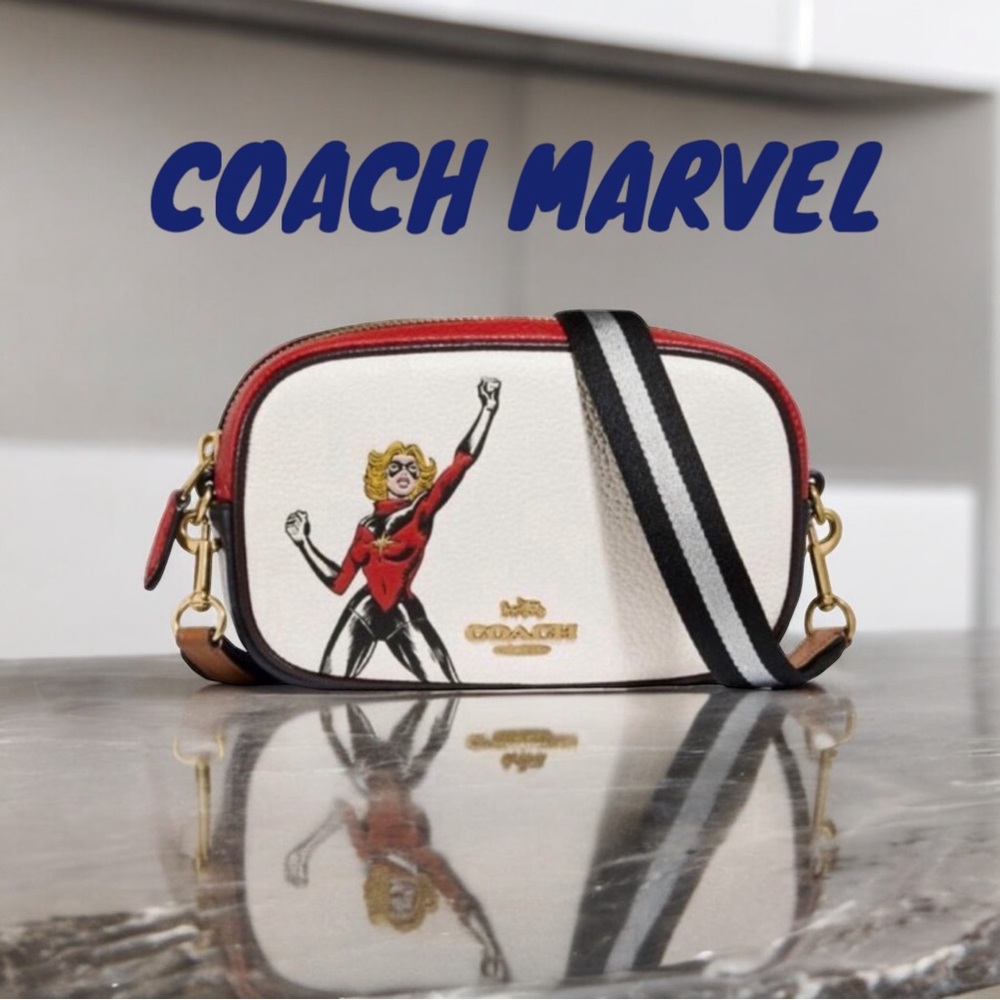 Marvel Coach Convertible BeltMessenger Bag w/Carol Danvers NWT